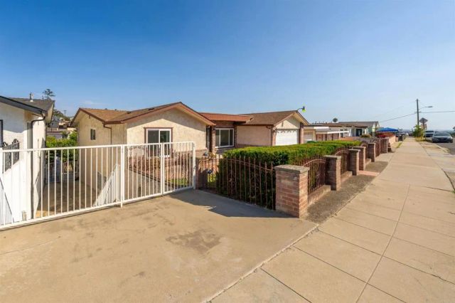 5535 San Mateo Drive, San Diego, CA 92114