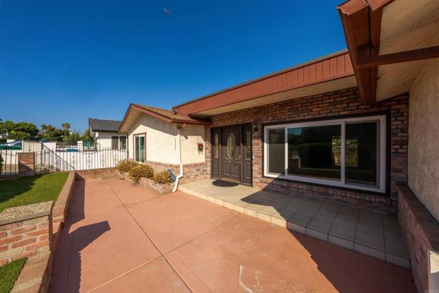 5535 San Mateo Drive, San Diego, CA 92114