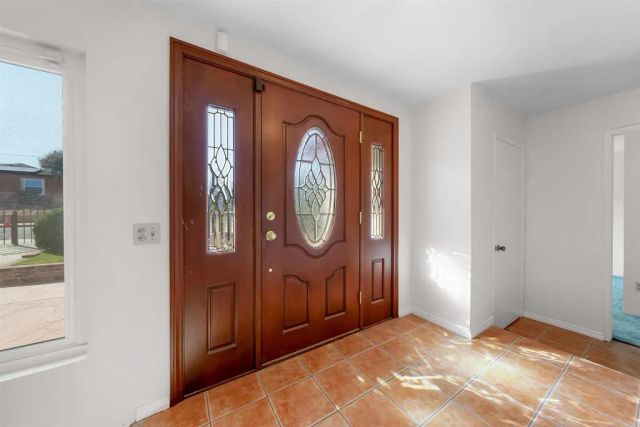 5535 San Mateo Drive, San Diego, CA 92114