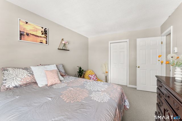 94 Cynthia Lane APT A6, Middletown, CT 06457