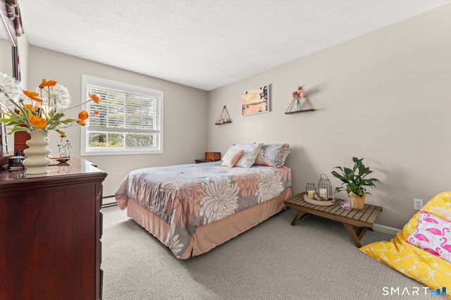 94 Cynthia Lane APT A6, Middletown, CT 06457