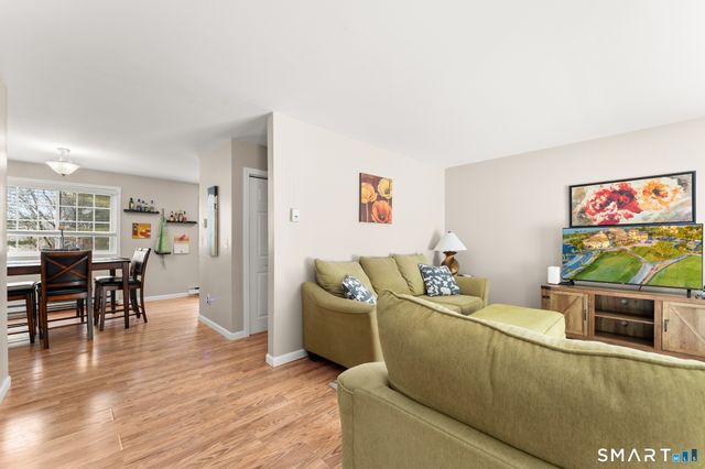 94 Cynthia Lane APT A6, Middletown, CT 06457