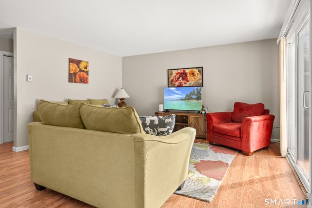 94 Cynthia Lane APT A6, Middletown, CT 06457