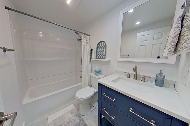 1410 E Bennett Avenue, Pleasant, MI 48858