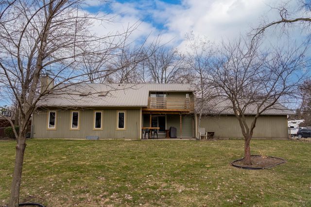 1410 E Bennett Avenue, Pleasant, MI 48858