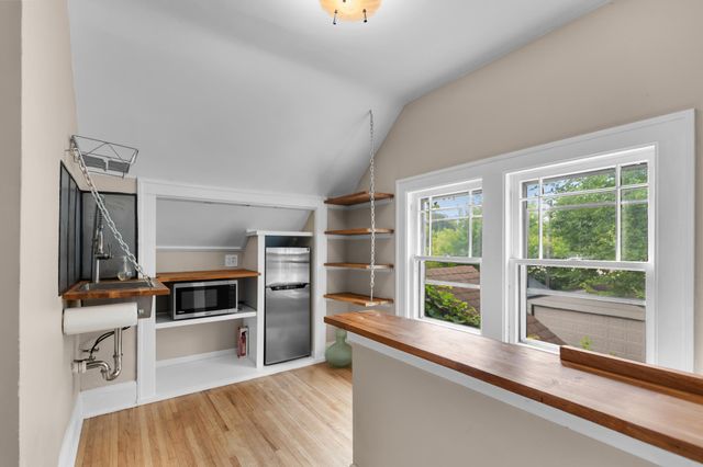 3324 Weenonah Place, Minneapolis, MN 55417