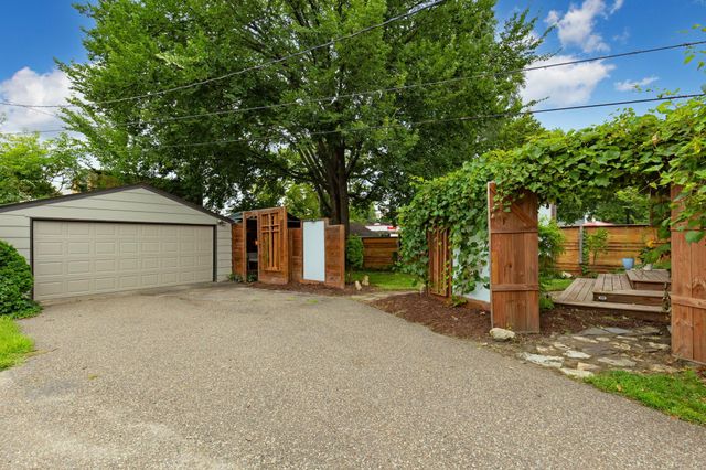 3324 Weenonah Place, Minneapolis, MN 55417