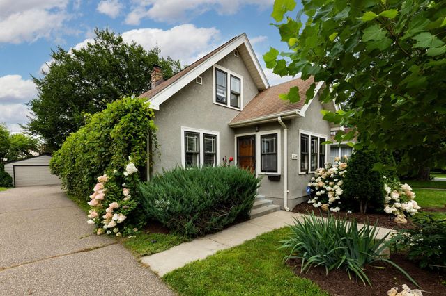 3324 Weenonah Place, Minneapolis, MN 55417