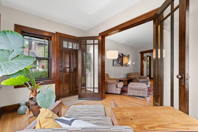 3324 Weenonah Place, Minneapolis, MN 55417