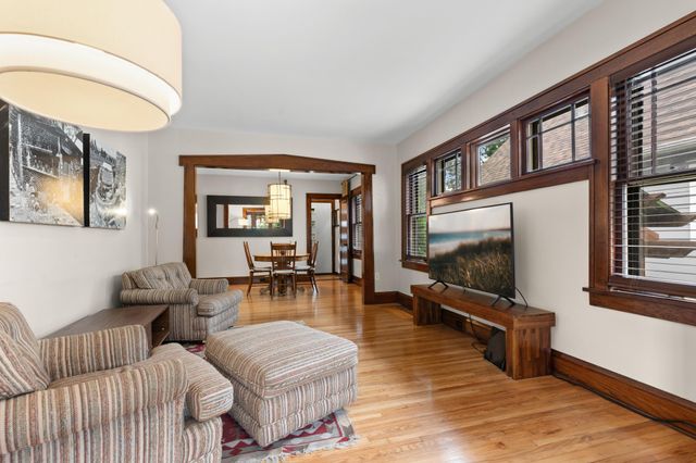 3324 Weenonah Place, Minneapolis, MN 55417