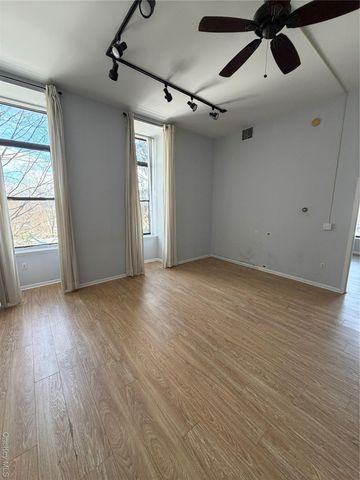 55 McKinley Avenue D1-12, White Plains, NY 10606