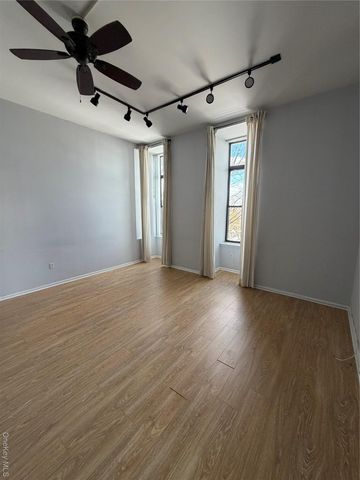 55 McKinley Avenue D1-12, White Plains, NY 10606