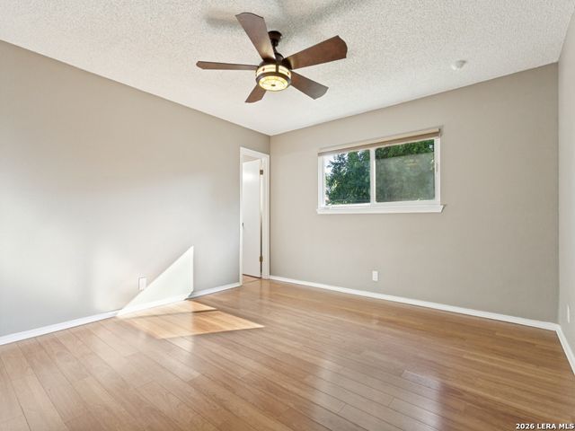 13318 LARKBROOK ST, San Antonio, TX 78233