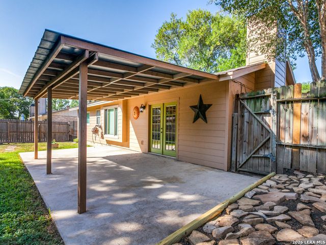 13318 LARKBROOK ST, San Antonio, TX 78233