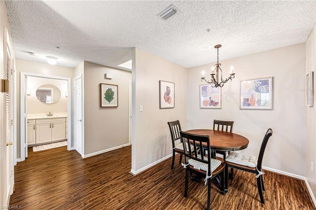 900 Arbor Lake DR 9-101, Naples, FL 34110