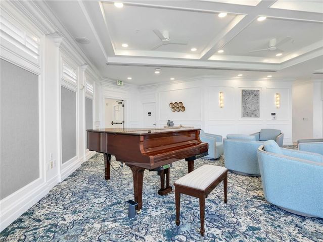 900 Arbor Lake DR 9-101, Naples, FL 34110