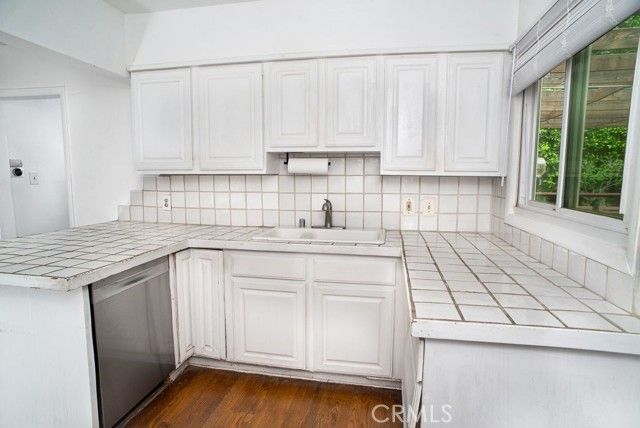 5836 Encino Avenue, Encino (los Angeles), CA 91316