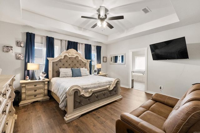 6000 Zumbehl Cove, Benton, AR 72019