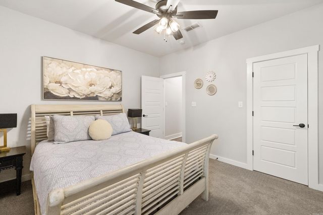 6000 Zumbehl Cove, Benton, AR 72019