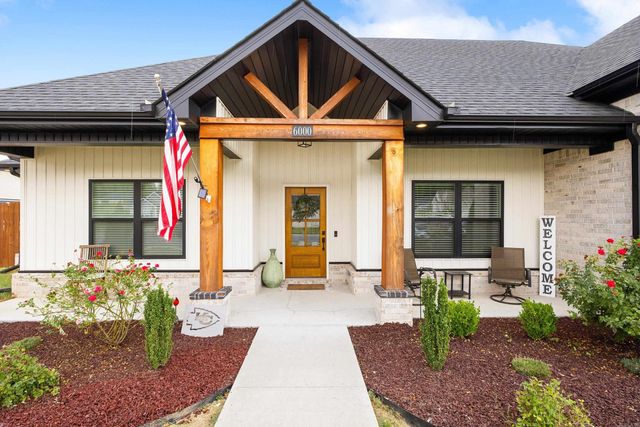 6000 Zumbehl Cove, Benton, AR 72019
