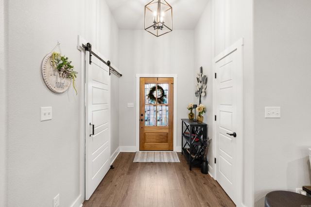 6000 Zumbehl Cove, Benton, AR 72019
