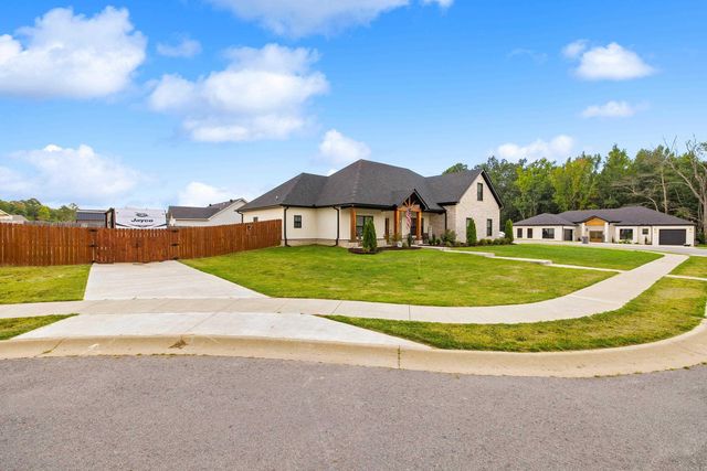 6000 Zumbehl Cove, Benton, AR 72019