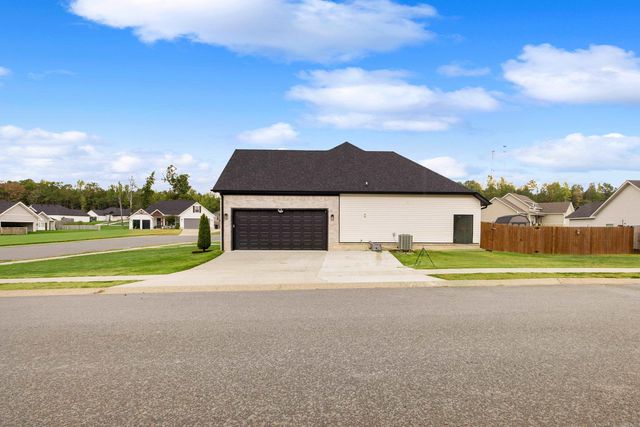 6000 Zumbehl Cove, Benton, AR 72019
