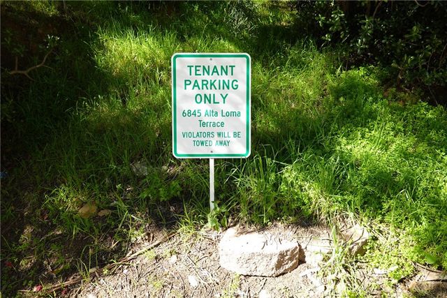 6845 Alta Loma Terrace, Los Angeles, CA 90068