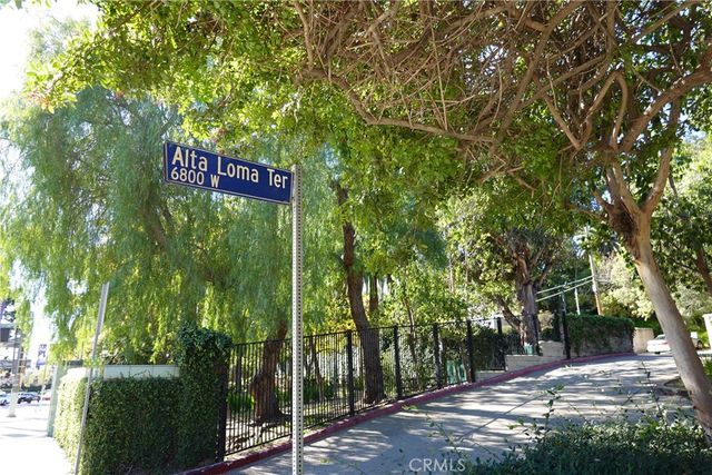 6845 Alta Loma Terrace, Los Angeles, CA 90068
