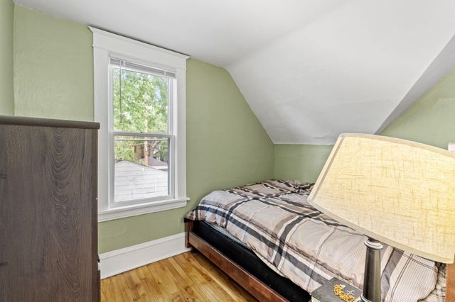 779 Thomas Avenue, Saint Paul, MN 55104