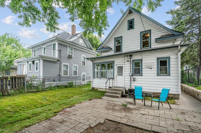 779 Thomas Avenue, Saint Paul, MN 55104