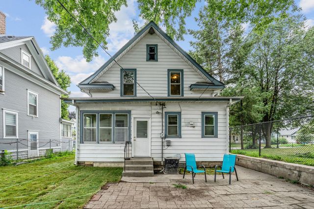 779 Thomas Avenue, Saint Paul, MN 55104