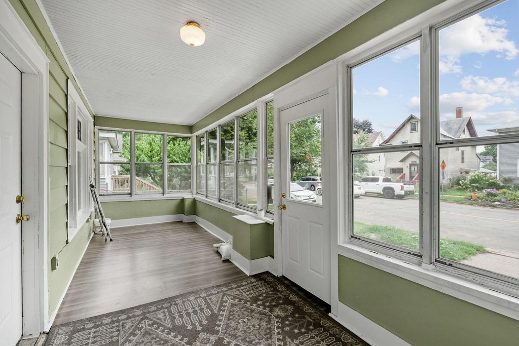 779 Thomas Avenue, Saint Paul, MN 55104 — photo 3