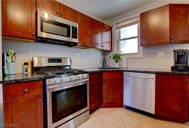 3630 W 148th Street, Cleveland, OH 44111