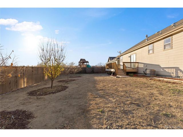 476 Cholla Dr, Loveland, CO 80537