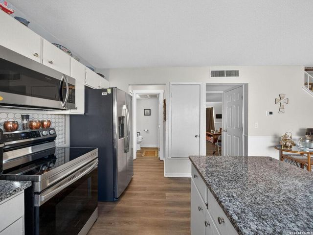 6529 Spring Hurst, San Antonio, TX 78249