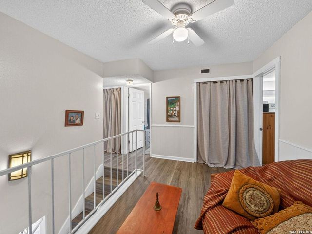 6529 Spring Hurst, San Antonio, TX 78249