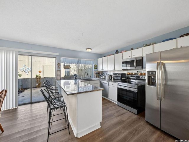 6529 Spring Hurst, San Antonio, TX 78249