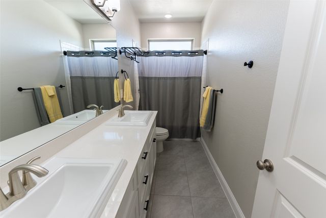 1002 Amber Knoll Drive, Rockwall, TX 75087