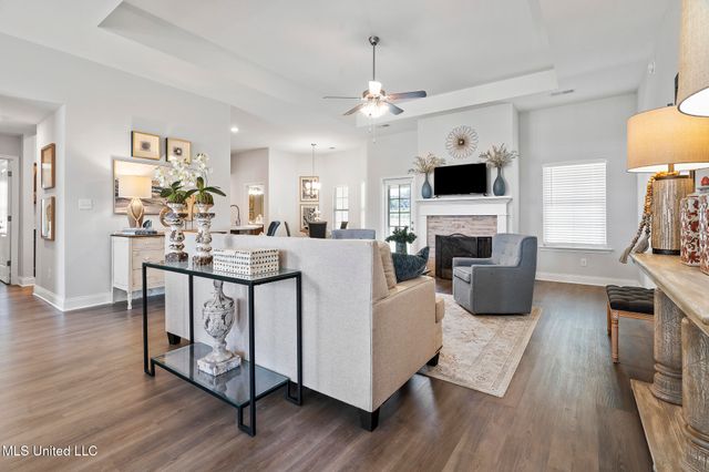 5971 Grove Lane, Horn Lake, MS 38637