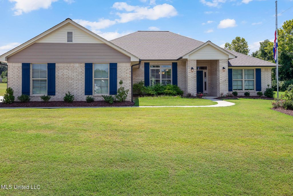 5971 Grove Lane, Horn Lake, MS 38637