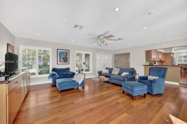 7300 SW 116th Ter, Pinecrest, FL 33156