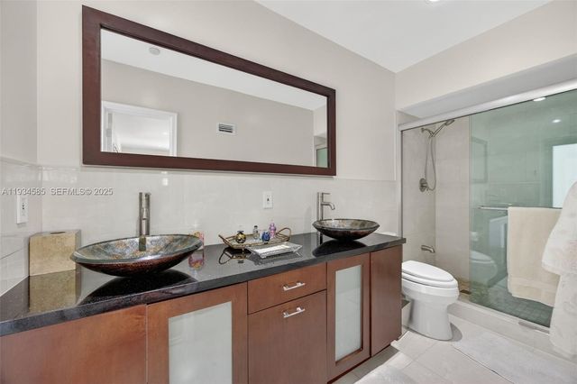 7300 SW 116th Ter, Pinecrest, FL 33156