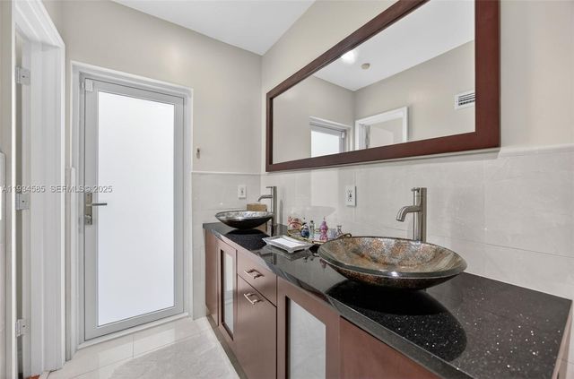 7300 SW 116th Ter, Pinecrest, FL 33156