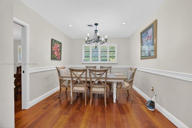 7300 SW 116th Ter, Pinecrest, FL 33156