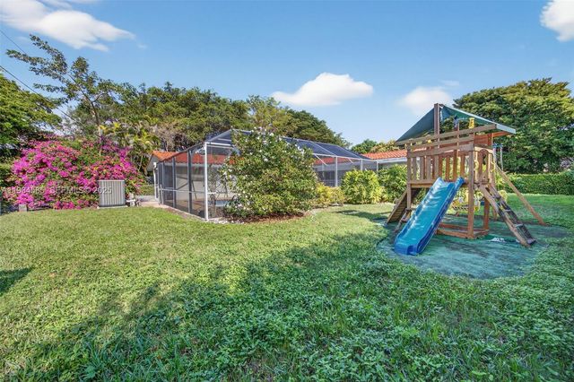 7300 SW 116th Ter, Pinecrest, FL 33156