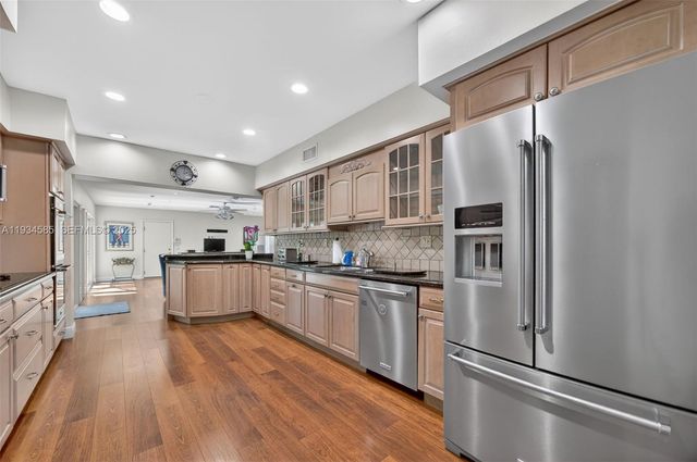 7300 SW 116th Ter, Pinecrest, FL 33156