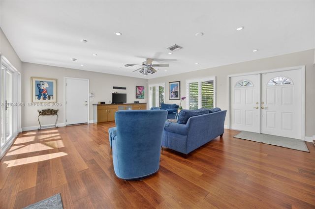 7300 SW 116th Ter, Pinecrest, FL 33156