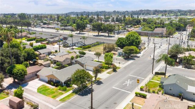 1813 1St, A Street, La Verne, CA 91750