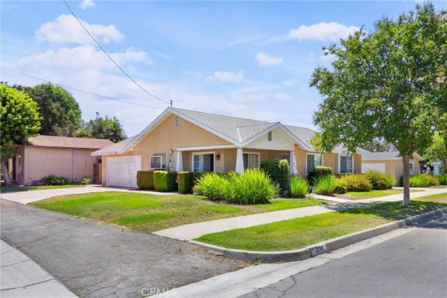 1813 1St, A Street, La Verne, CA 91750